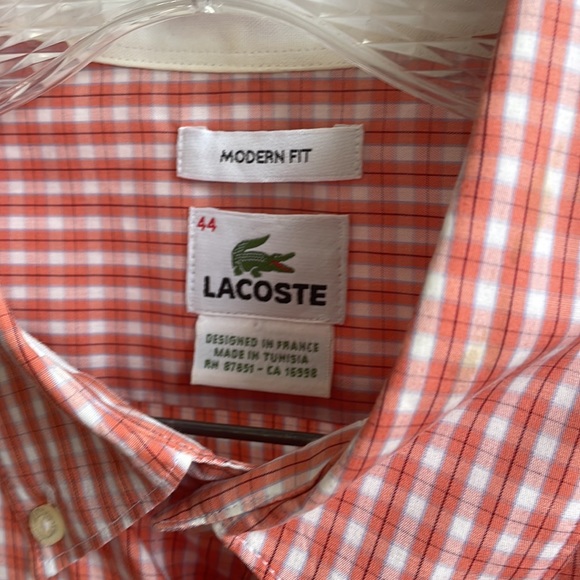 Short sleeves casual button down - Picture 2 of 3